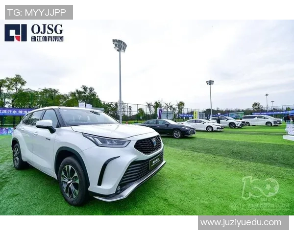 足球专卖店全新开业球迷必备装备一站购齐享受激情赛事体验